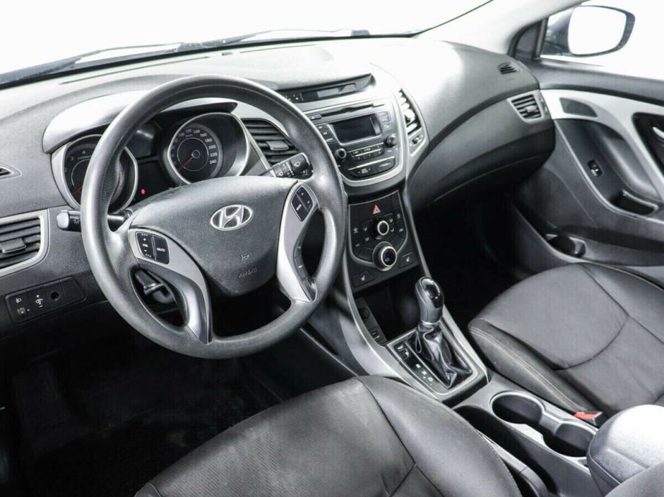 Hyundai Elantra 1.6 АКПП, 2014, 114 000 км фото 8
