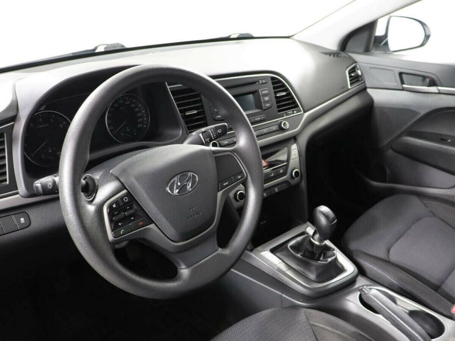 Hyundai Elantra 1.6 МКПП, 2016, 93 000 км фото 5