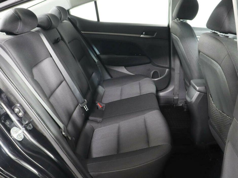 Hyundai Elantra 2.0 АКПП, 2017, 72 000 км фото 8