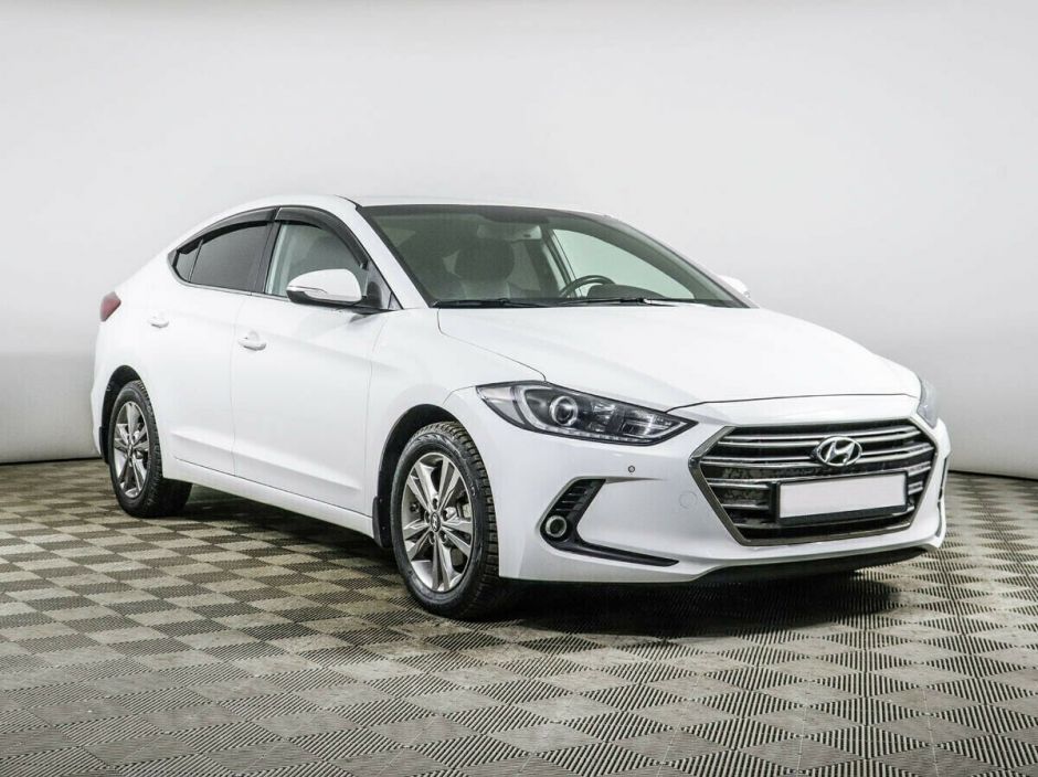 Hyundai Elantra 2.0 АКПП, 2018, 68 000 км фото 3