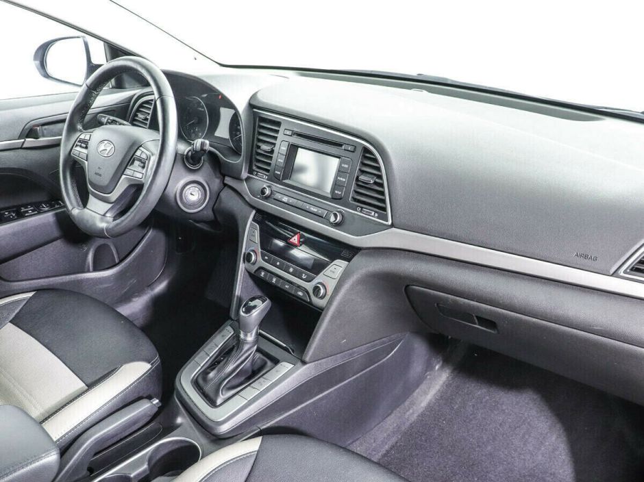 Hyundai Elantra 2.0 АКПП, 2018, 68 000 км фото 11