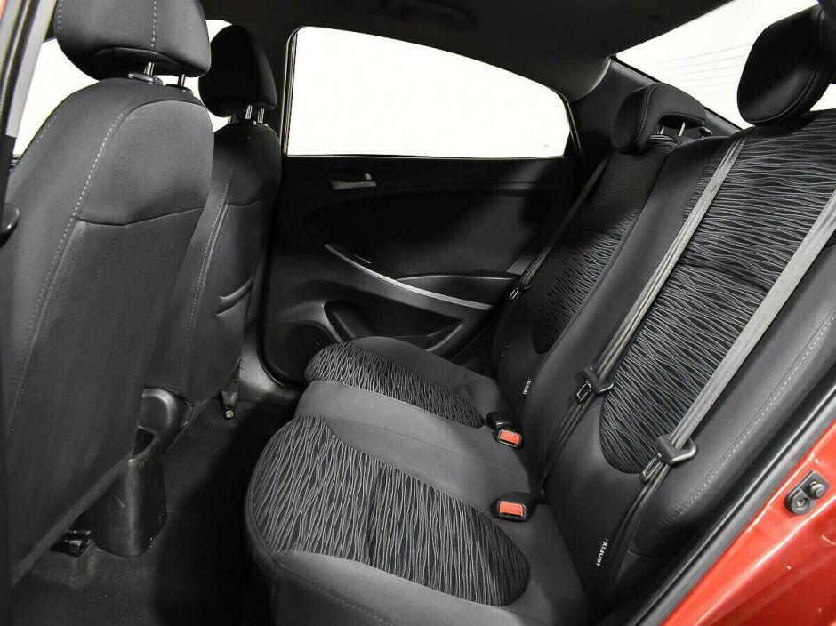 Hyundai Solaris 1.6 АКПП, 2015, 109 000 км фото 6