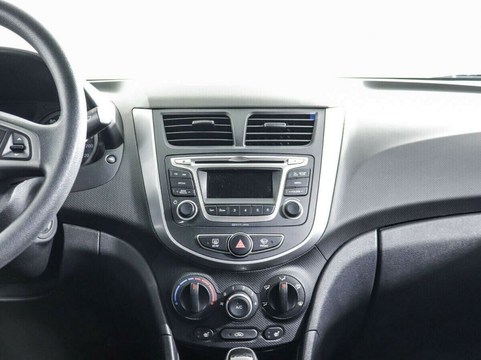 Hyundai Solaris 1.6 АКПП, 2014, 110 000 км фото 7