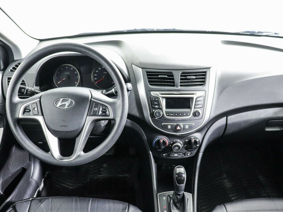 Hyundai Solaris 1.6 АКПП, 2014, 110 000 км фото 9