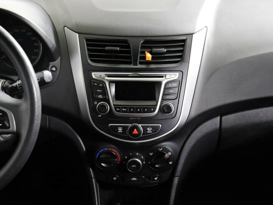 Hyundai Solaris 1.6 МКПП, 2017, 78 000 км фото 7