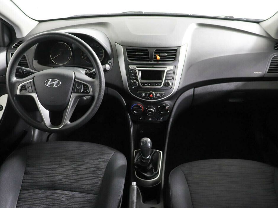 Hyundai Solaris 1.6 МКПП, 2017, 78 000 км фото 8