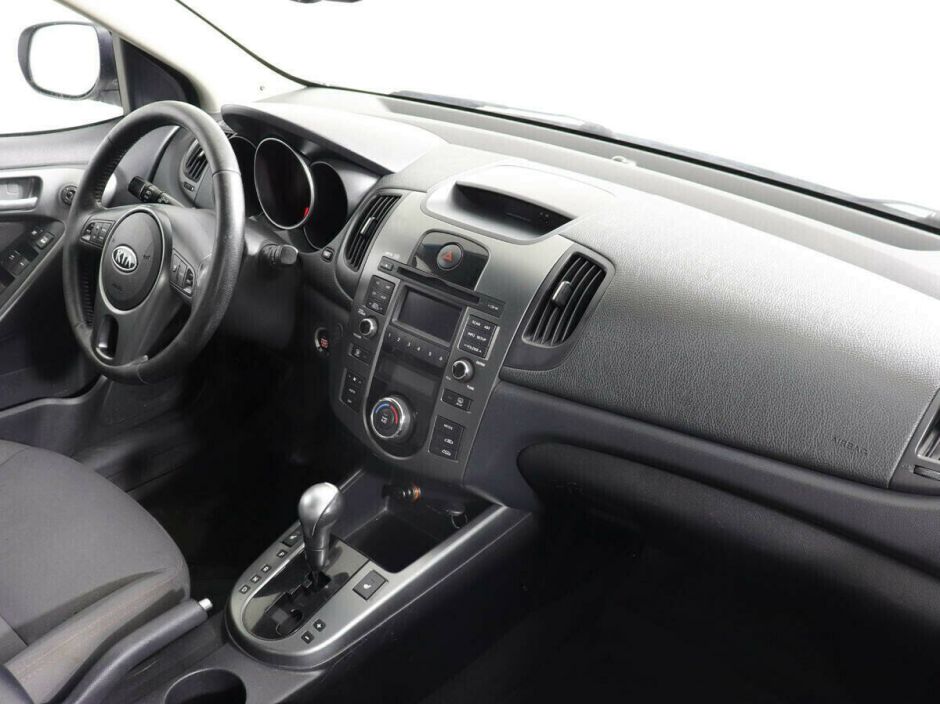 Kia Cerato 2.0 АКПП, 2011, 144 000 км фото 9