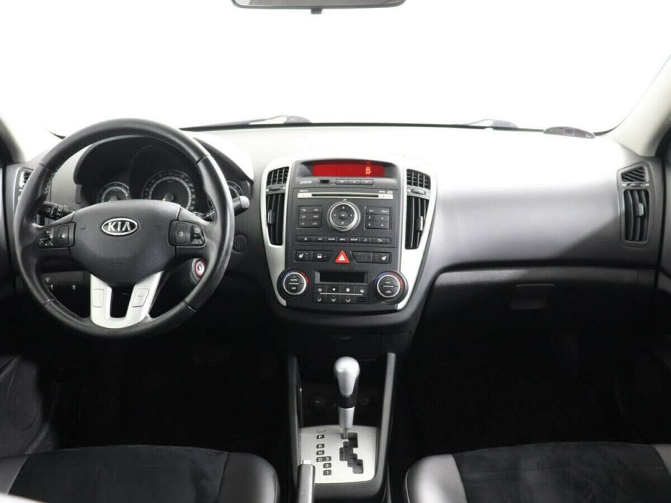 Kia Ceed 1.6 АКПП, 2011, 150 000 км фото 8