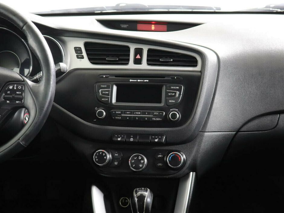 Kia Ceed 1.6 МКПП, 2013, 119 000 км фото 6