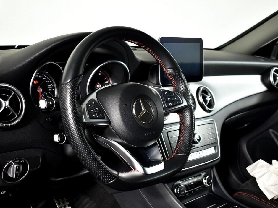 Mercedes-Benz CLA 2.0 РКПП, 2016, 86 000 км фото 5