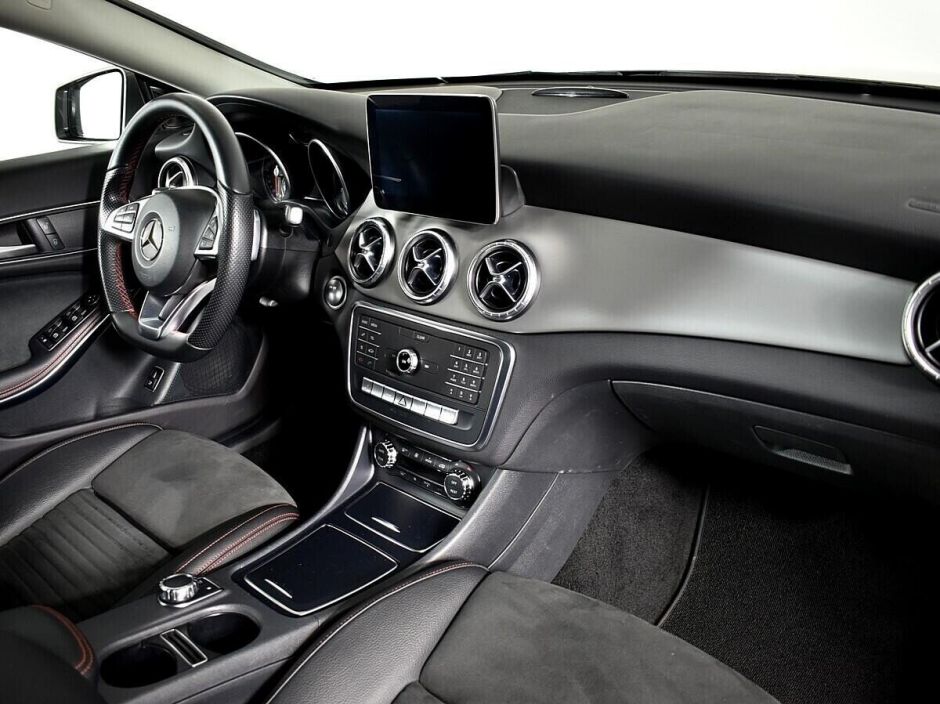Mercedes-Benz CLA 2.0 РКПП, 2016, 86 000 км фото 8