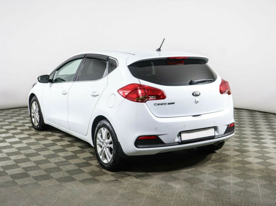 Kia Ceed 1.6 АКПП, 2014, 122 000 км фото 4