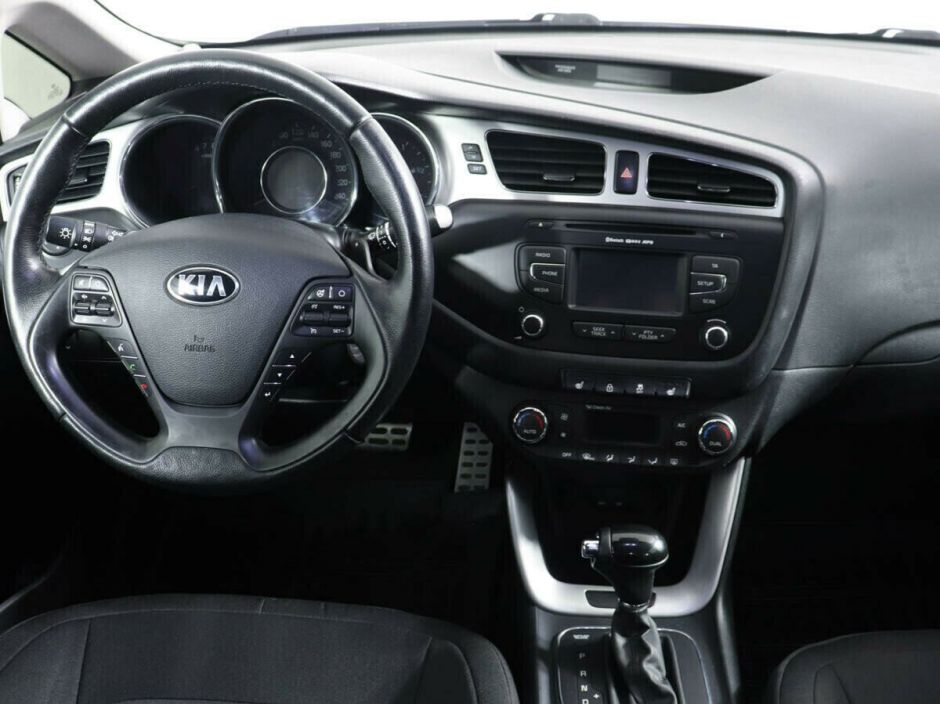 Kia Ceed 1.6 АКПП, 2014, 122 000 км фото 6