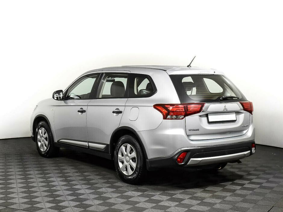 Mitsubishi Outlander 2.0 CVT, 2015, 107 000 км фото 4