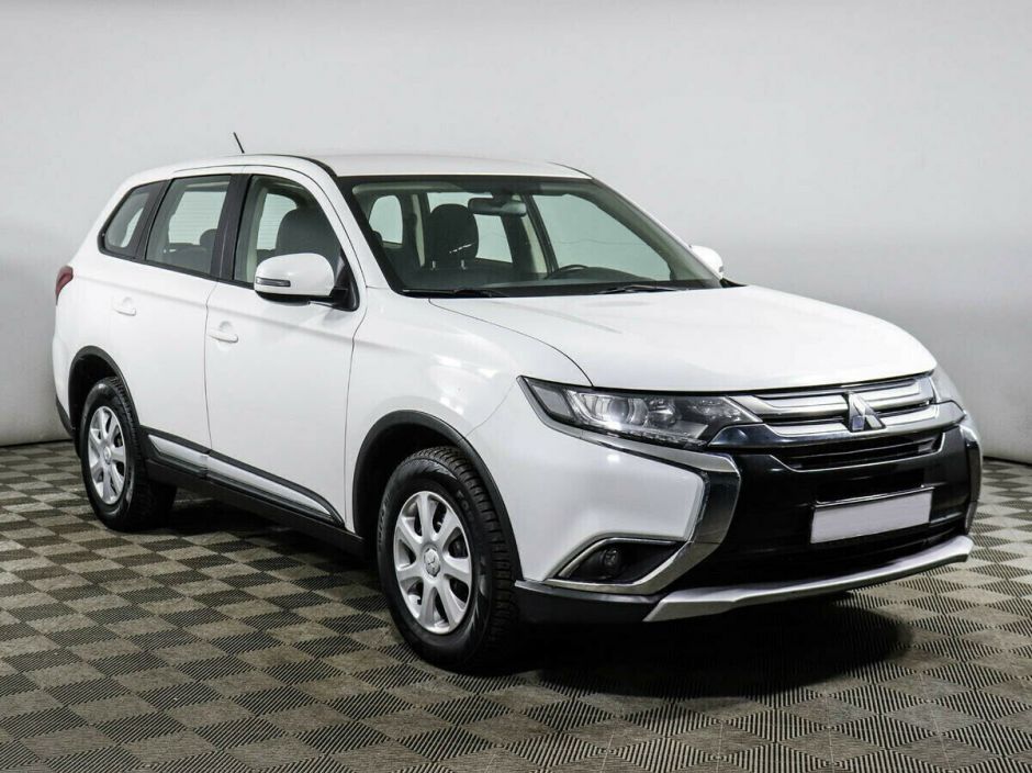 Mitsubishi Outlander 2.0 CVT, 2015, 99 000 км фото 2