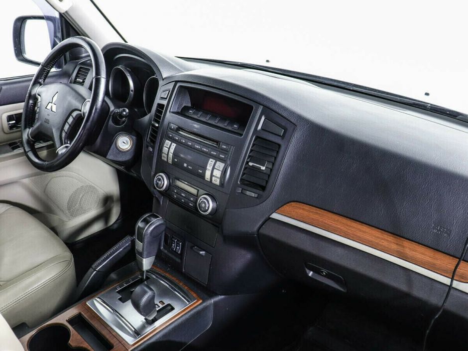 Mitsubishi Pajero 3.0 АКПП, 2007, 196 000 км фото 5