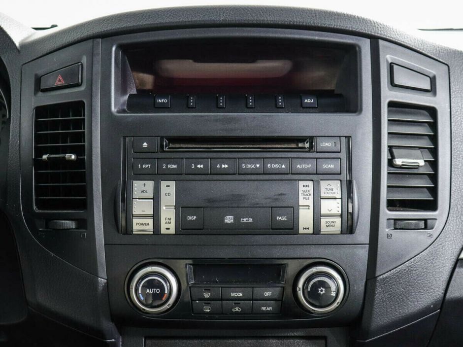 Mitsubishi Pajero 3.0 АКПП, 2007, 196 000 км фото 8