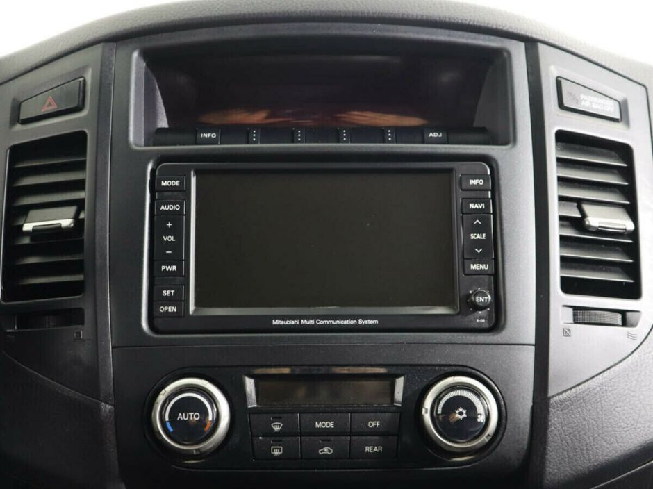 Mitsubishi Pajero 3.0 АКПП, 2012, 135 000 км фото 6