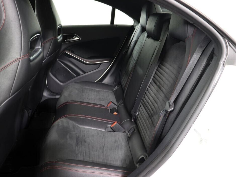 Mercedes-Benz CLA 2.0 РКПП, 2016, 85 000 км фото 9