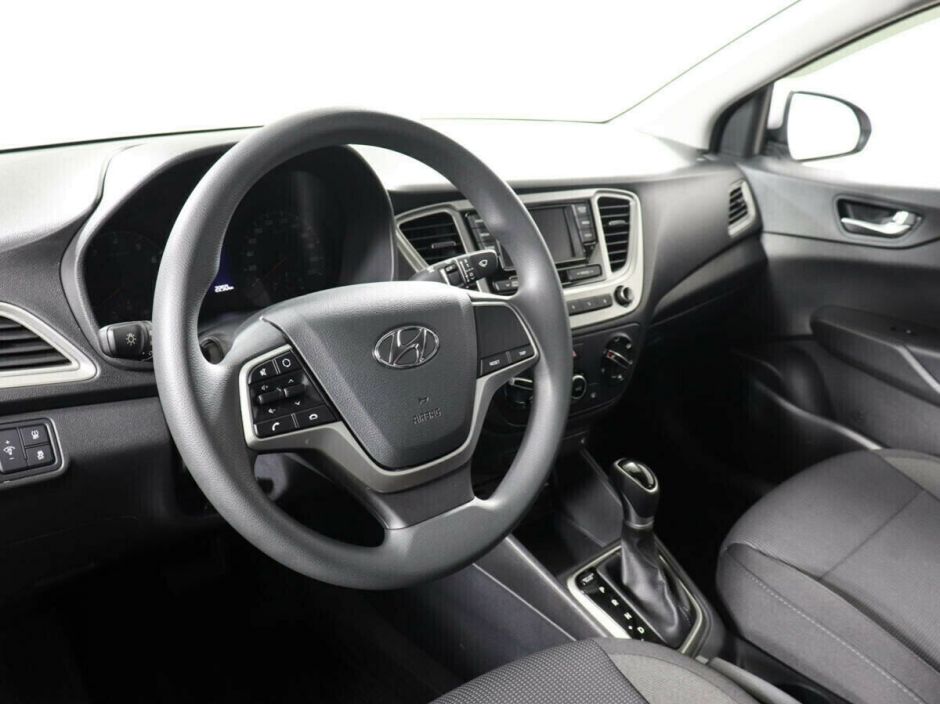 Hyundai Solaris 1.6 АКПП, 2020, 45 000 км фото 5
