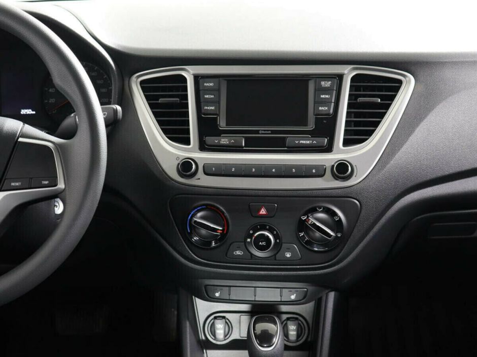 Hyundai Solaris 1.6 АКПП, 2020, 45 000 км фото 7