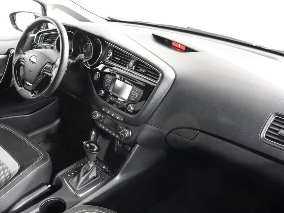 Kia Ceed 1.6 РКПП, 2017, 83 000 км фото 7