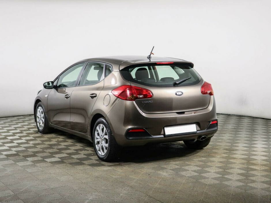 Kia Ceed 1.6 АКПП, 2015, 95 000 км фото 3