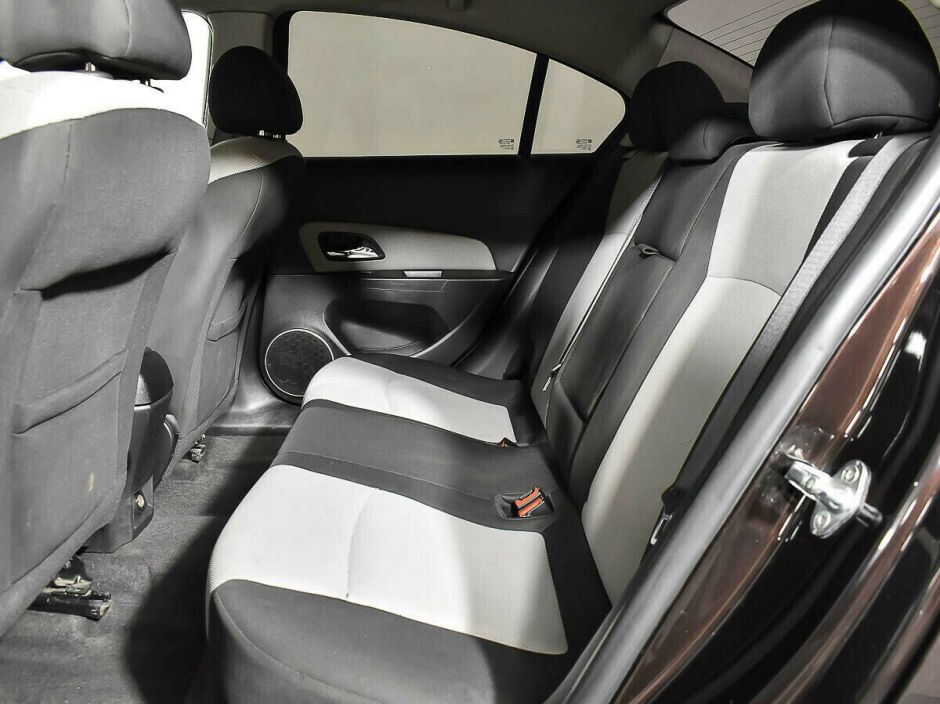 Chevrolet Cruze 1.8 АКПП, 2013, 126 000 км фото 6