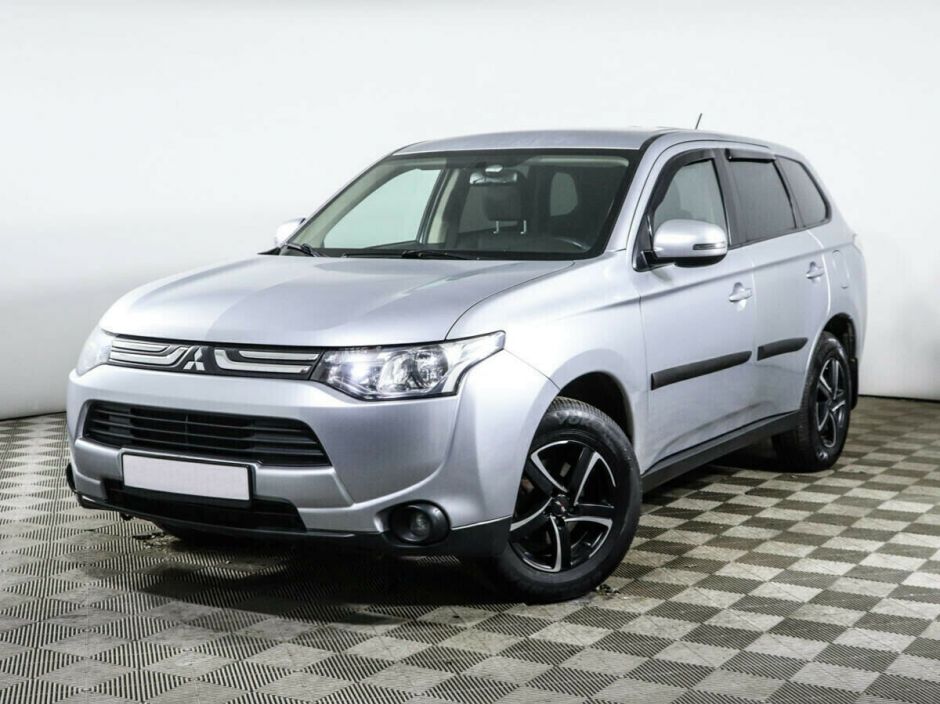 Mitsubishi Outlander 2.0 CVT, 2012, 135 000 км фото 1
