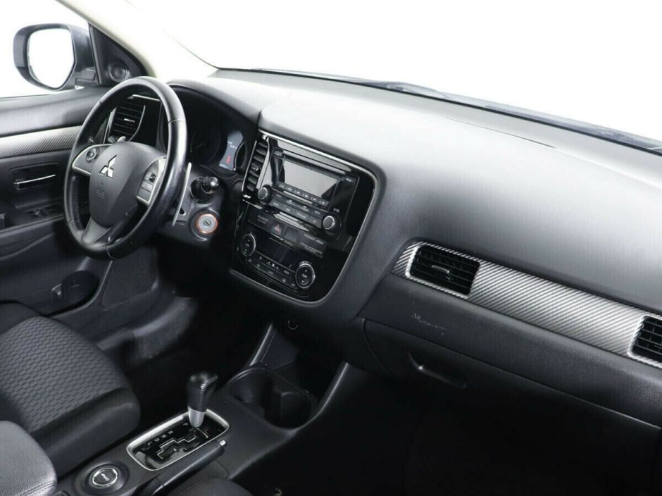 Mitsubishi Outlander 2.0 CVT, 2013, 124 000 км фото 9