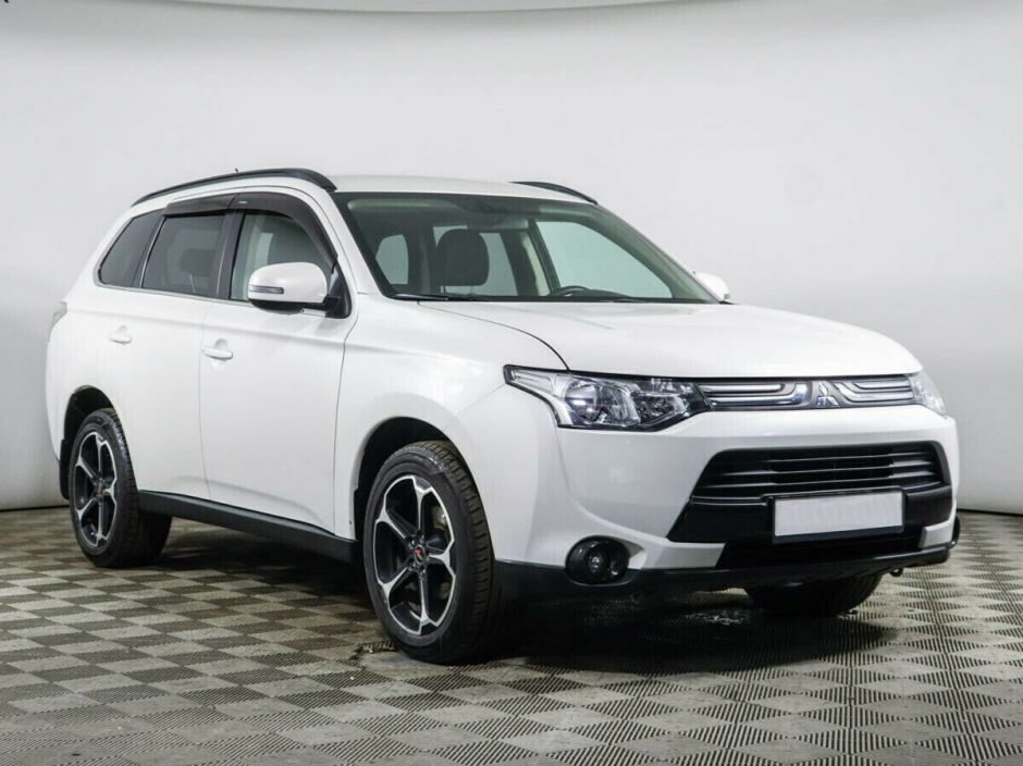Mitsubishi Outlander 2.4 CVT, 2013, 121 000 км фото 3