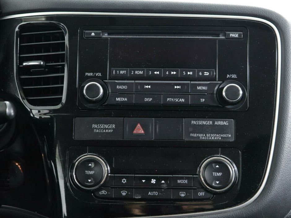 Mitsubishi Outlander 2.0 CVT, 2012, 136 000 км фото 8