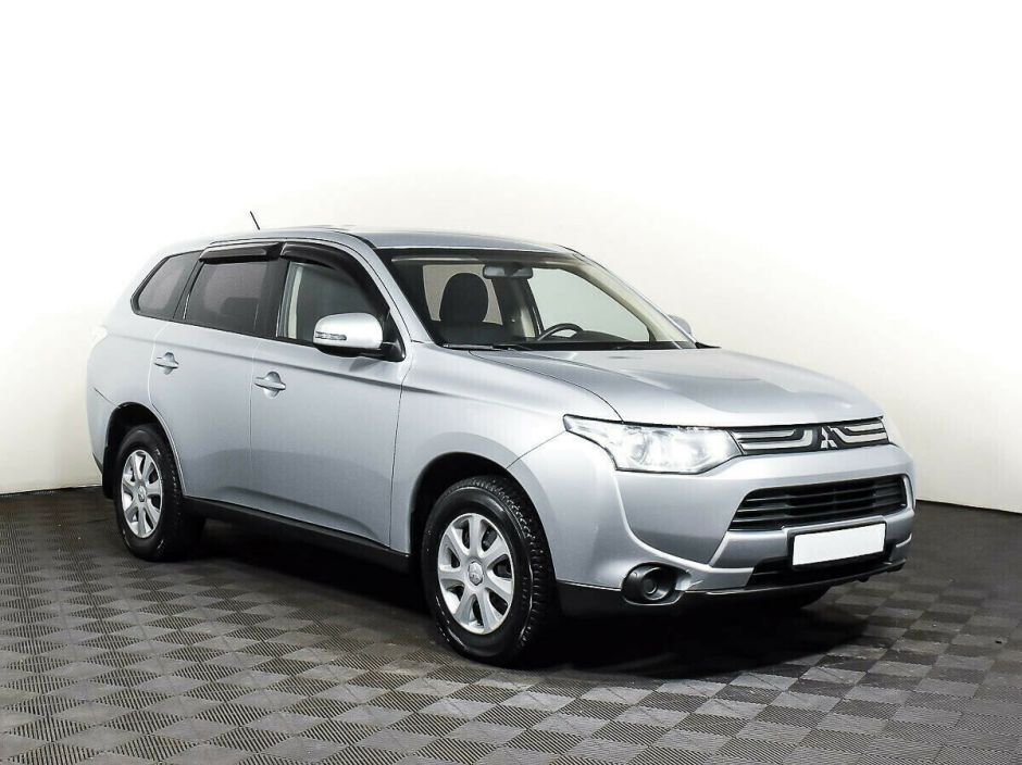 Mitsubishi Outlander 2.0 CVT, 2012, 133 000 км фото 3