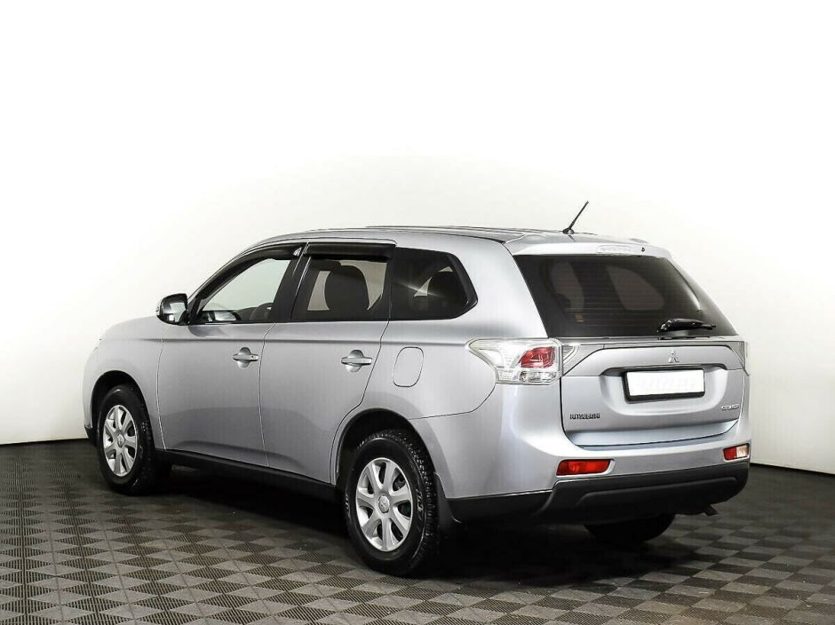 Mitsubishi Outlander 2.0 CVT, 2012, 133 000 км фото 4