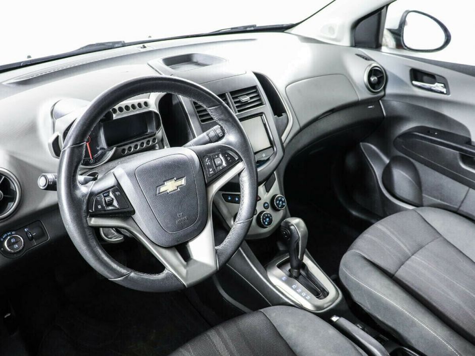 Chevrolet Aveo 1.6 АКПП, 2013, 127 000 км фото 9