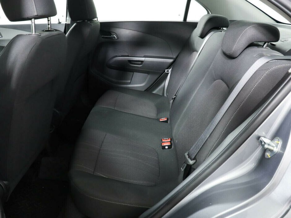 Chevrolet Aveo 1.6 МКПП, 2015, 107 000 км фото 10