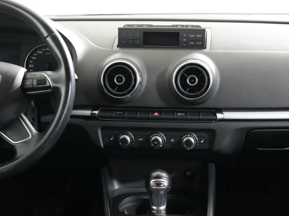 Audi A3 1.2 РКПП, 2015, 102 000 км фото 7