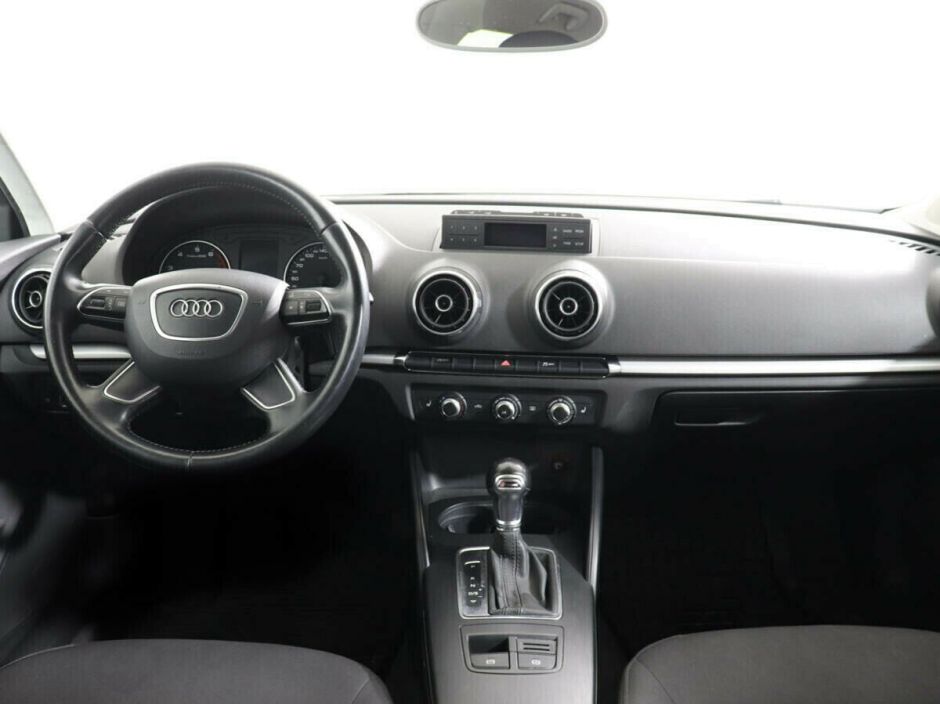 Audi A3 1.2 РКПП, 2015, 102 000 км фото 8