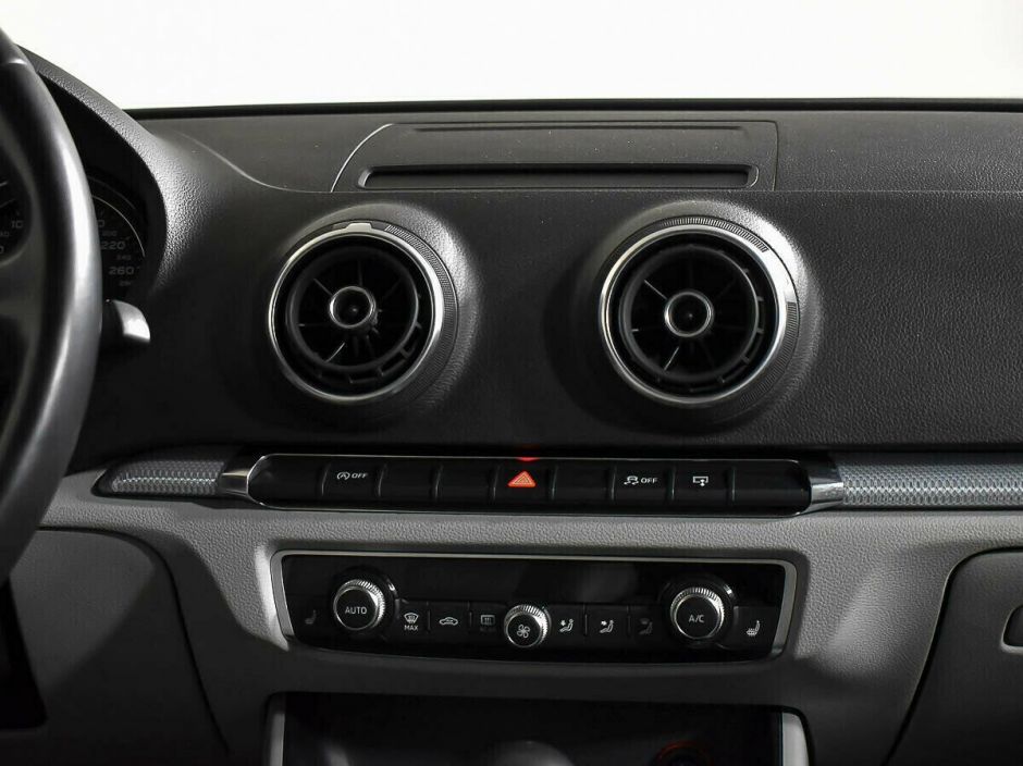 Audi A3 1.4 РКПП, 2015, 108 000 км фото 6