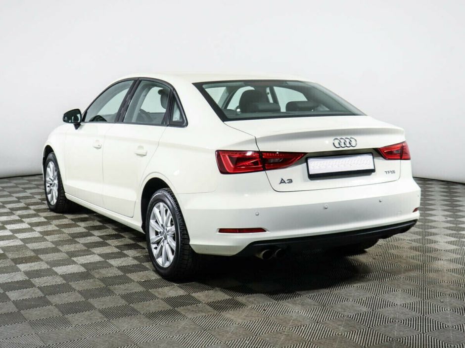 Audi A3 1.4 РКПП, 2015, 104 000 км фото 3