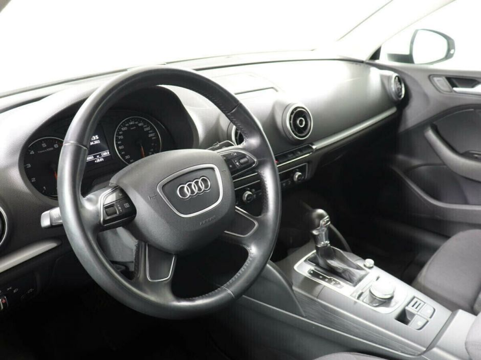 Audi A3 1.4 РКПП, 2015, 104 000 км фото 9