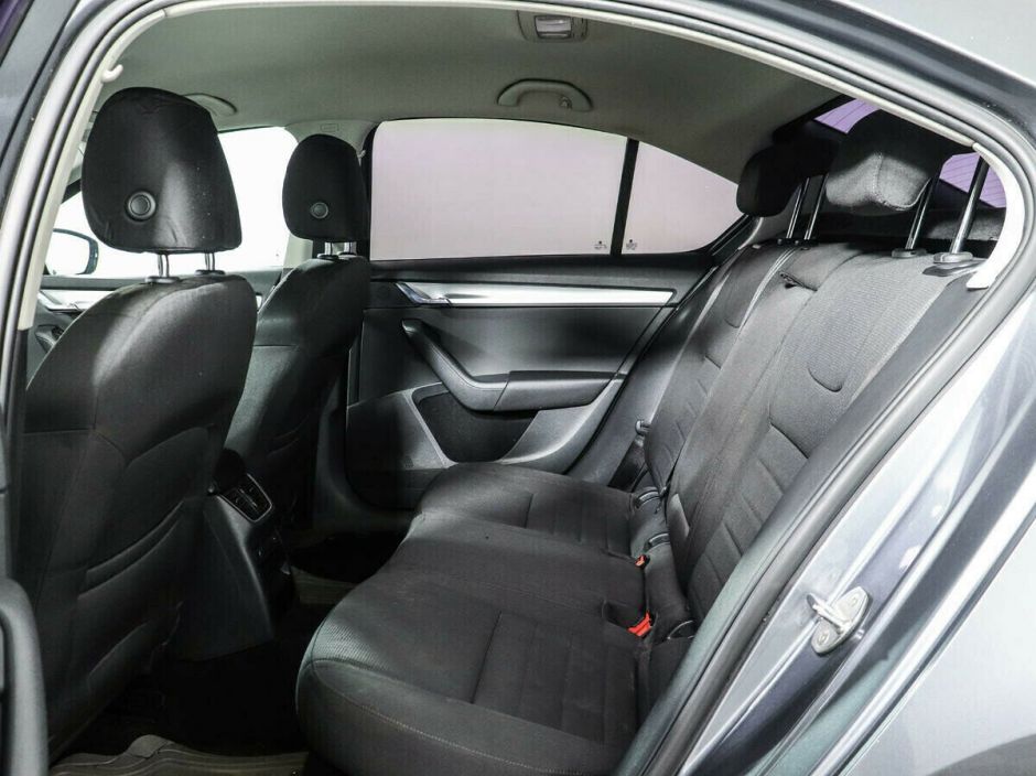 Skoda Octavia 1.8 РКПП, 2013, 123 000 км фото 6