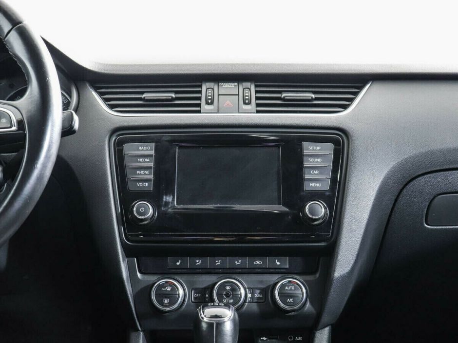 Skoda Octavia 1.8 РКПП, 2013, 123 000 км фото 7