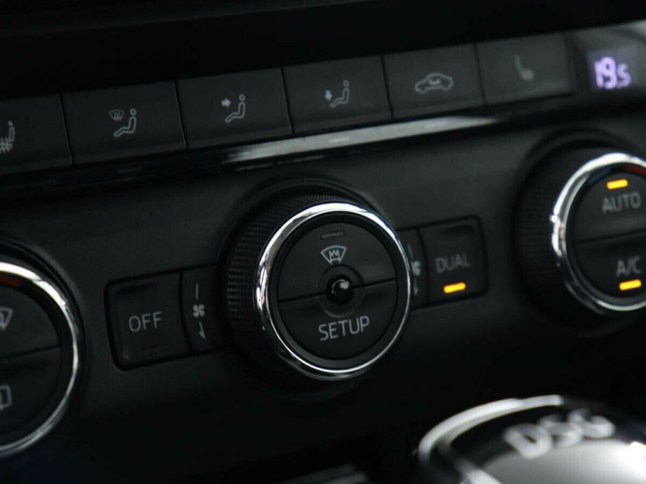 Skoda Octavia 1.8 РКПП, 2014, 109 000 км фото 7