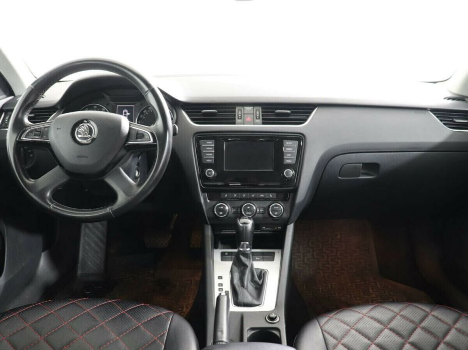 Skoda Octavia 1.8 РКПП, 2014, 109 000 км фото 10