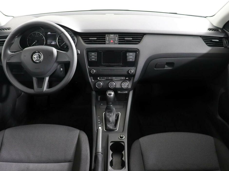 Skoda Octavia 1.6 АКПП, 2015, 96 000 км фото 5