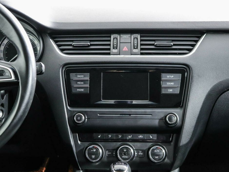 Skoda Octavia 1.8 РКПП, 2015, 96 000 км фото 7