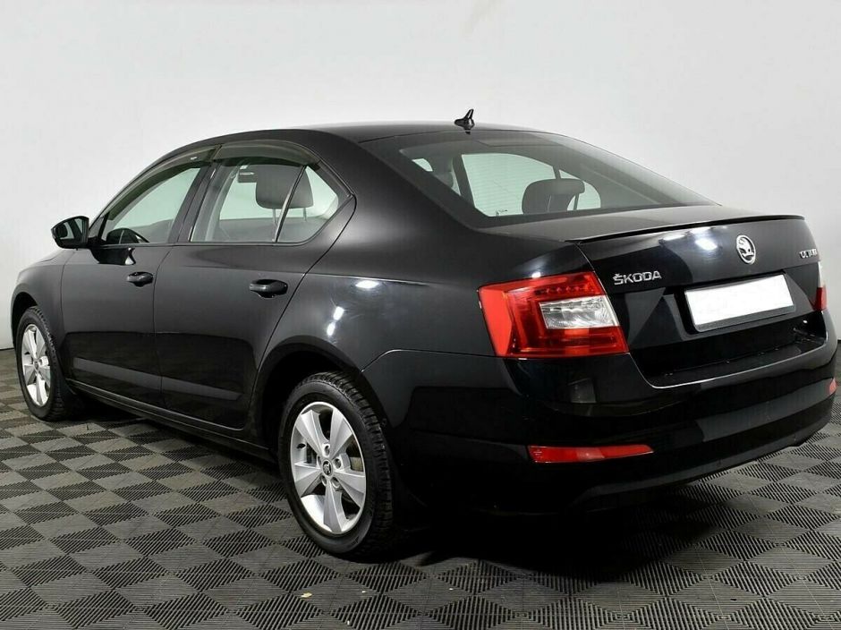 Skoda Octavia 1.8 РКПП, 2015, 106 000 км фото 3