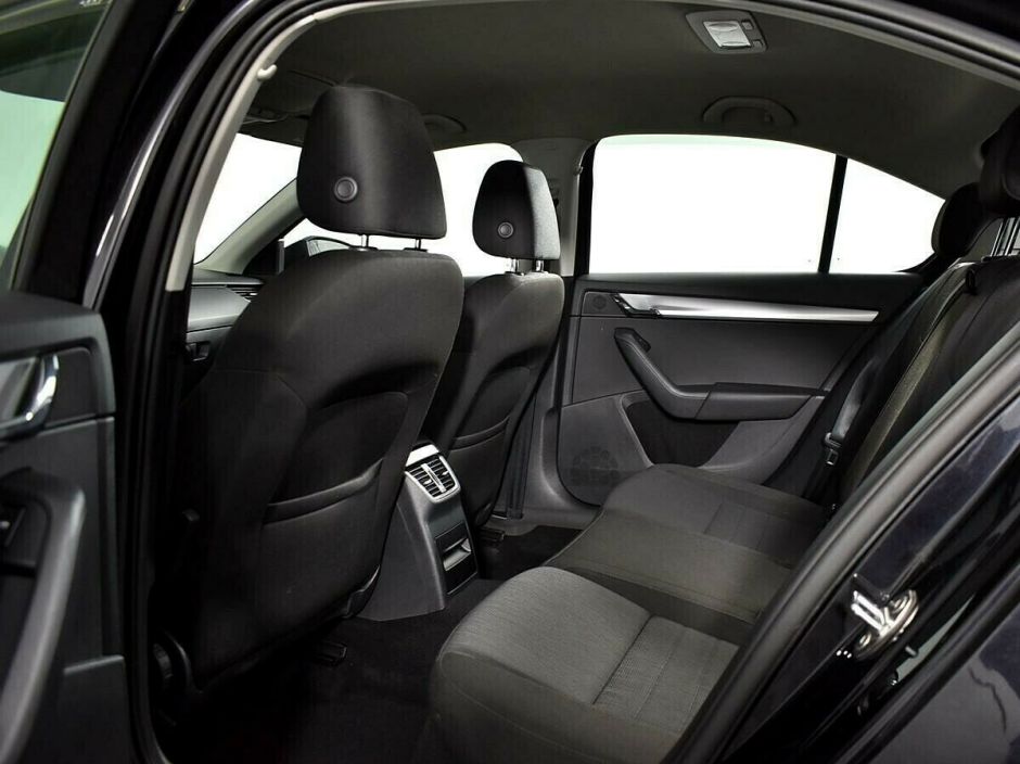 Skoda Octavia 1.8 РКПП, 2015, 106 000 км фото 6