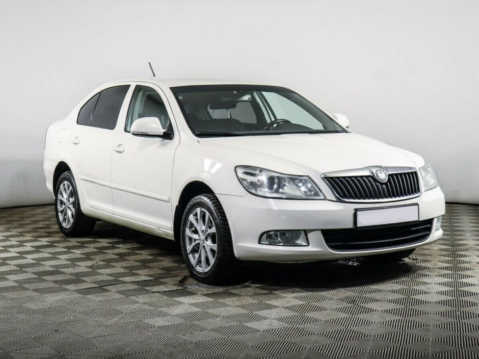 Skoda Octavia 1.8 РКПП, 2012, 144 000 км фото 2